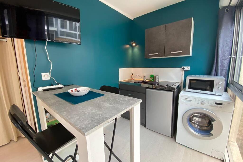 Studio & Parking Prive Centre Orleans Tram Au Pied Apartman Kültér fotó